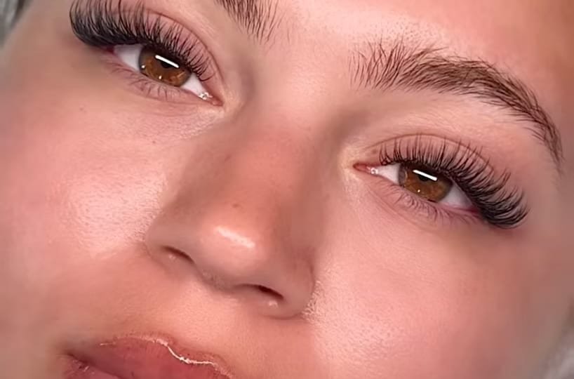 Lash Lifts & Tints